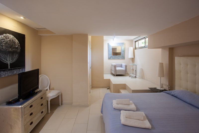 Apartamento Jacaranda con tres suites y vistas al mar